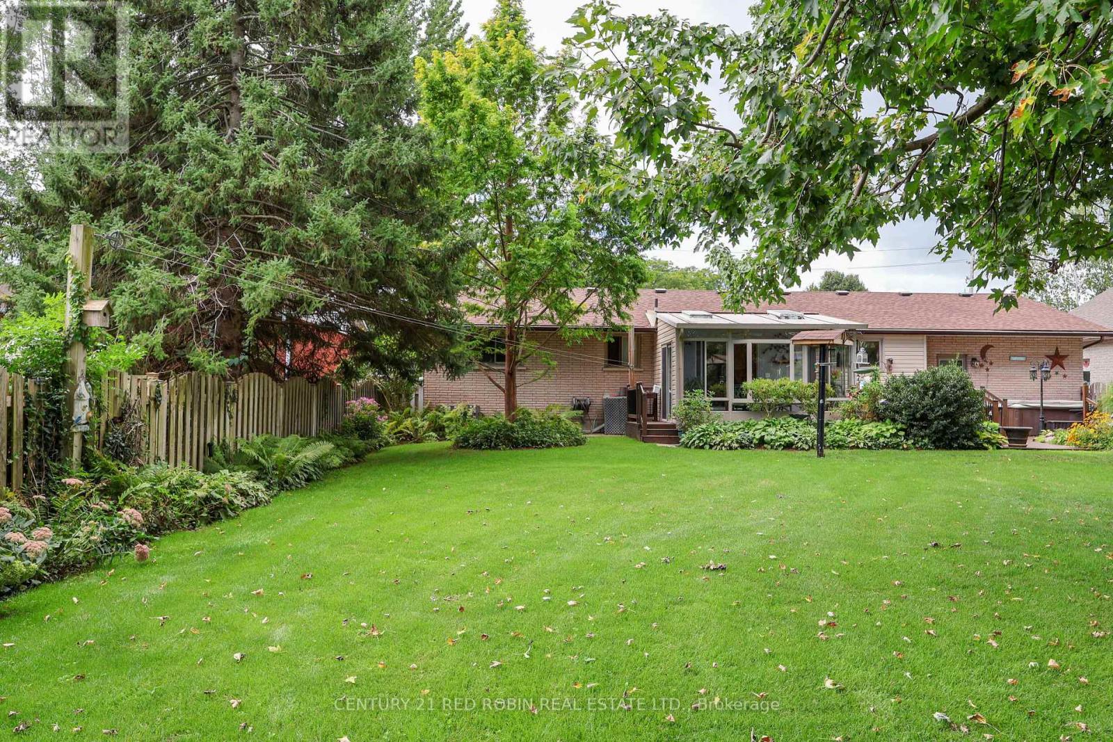 359 OAK AVENUE - 17