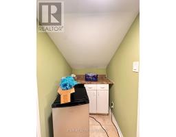 2888 St Joseph Boulevard, Ottawa, ON K1C1G7 Photo 12