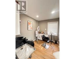 2888 St Joseph Boulevard, Ottawa, ON K1C1G7 Photo 9