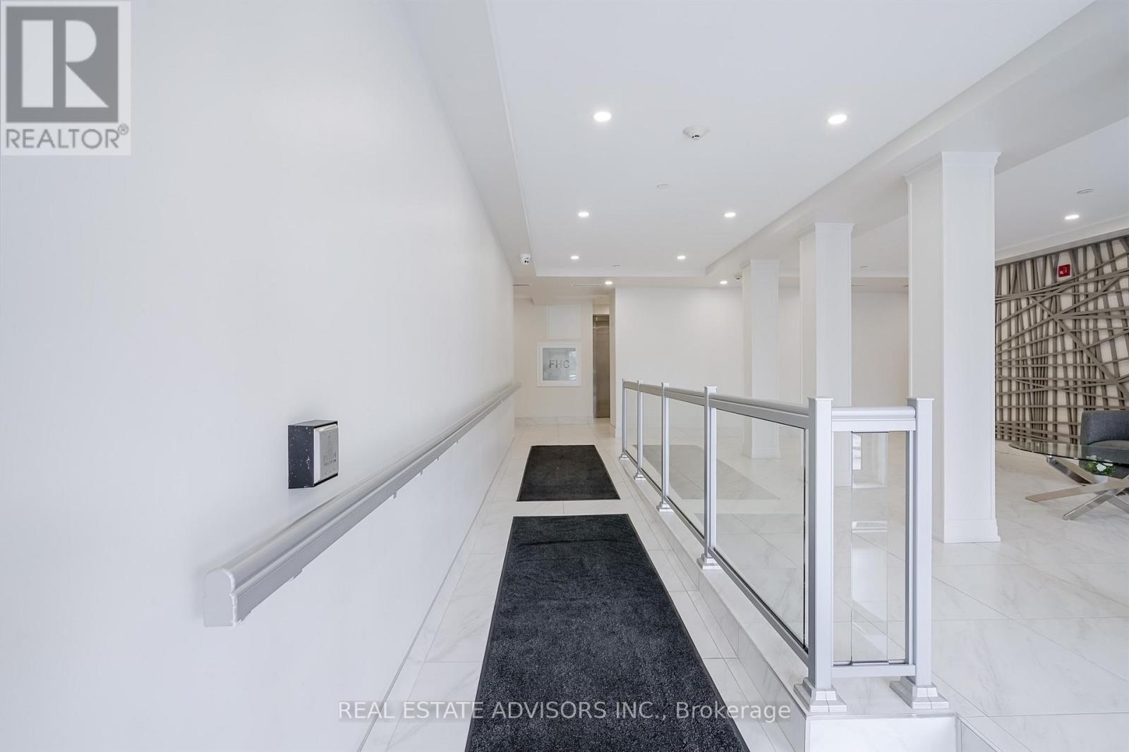 203 - 65 SHIPWAY AVENUE, Clarington (Newcastle) — photo 5