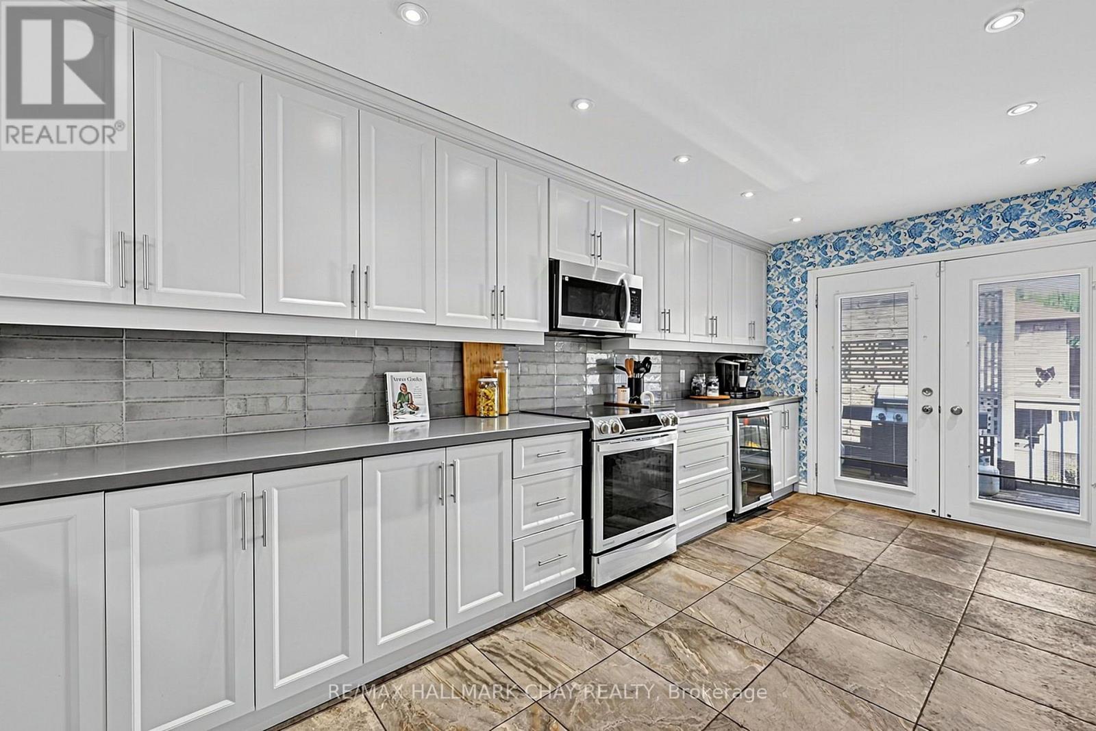 76 SHALOM WAY, Barrie (Painswick South) — photo 3