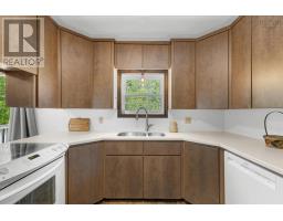 706 Highway 325, Blockhouse, NS B0J1E0 Photo 17