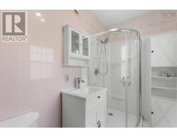 706 Highway 325, Blockhouse, NS B0J1E0 Photo 29
