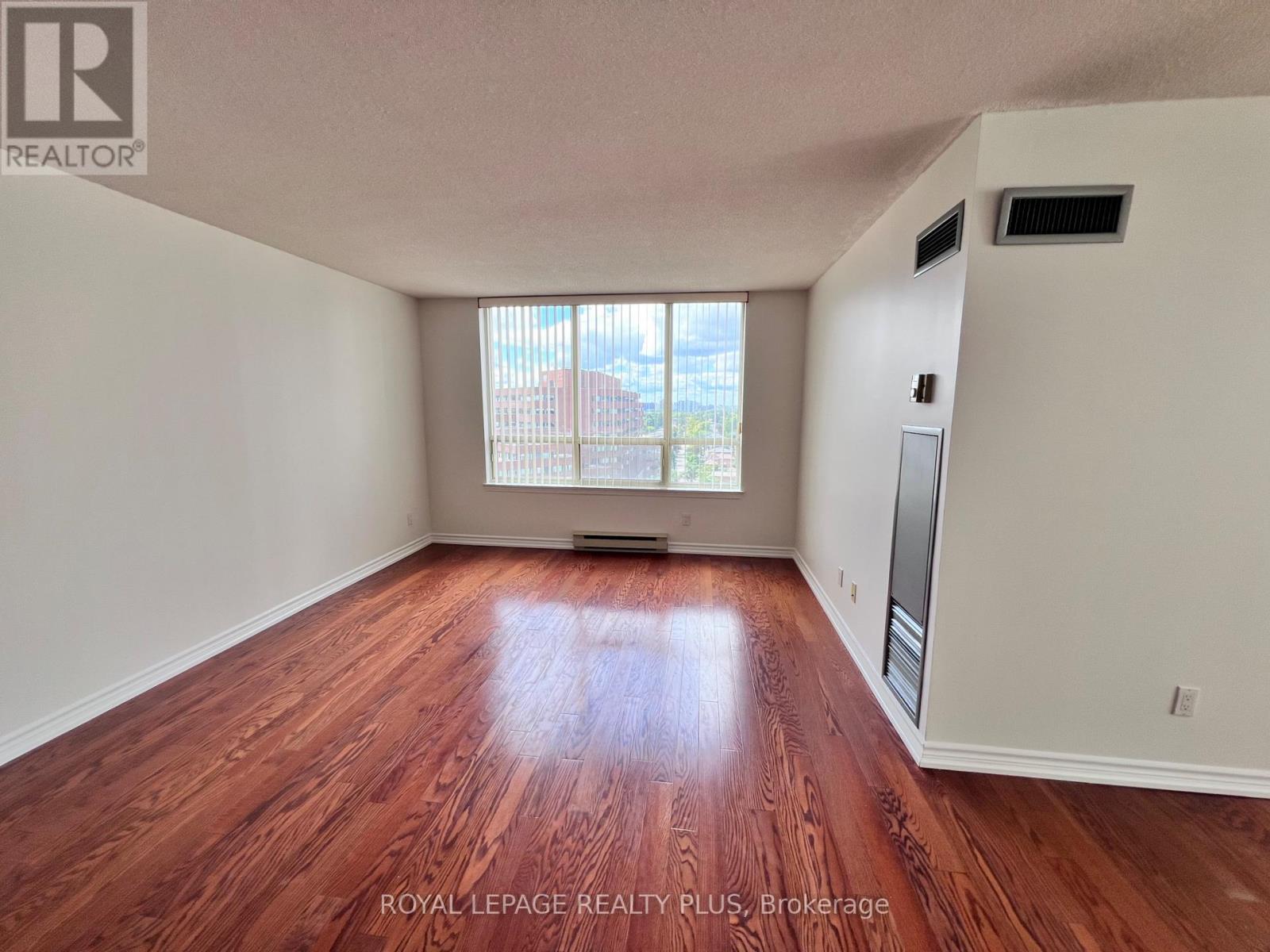 #1714 30 GREENFIELD AVENUE - 7