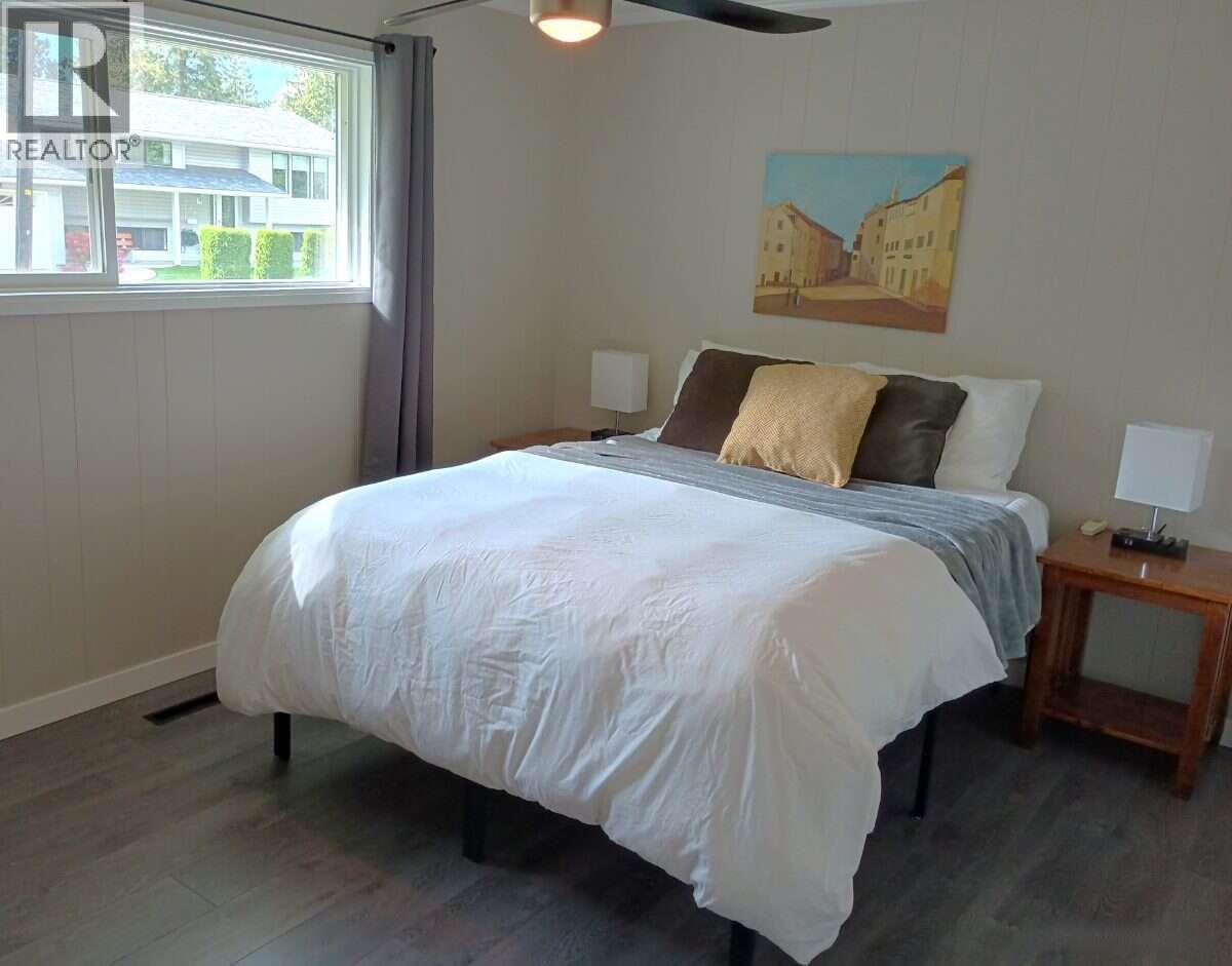 107 Prince Avenue - 12