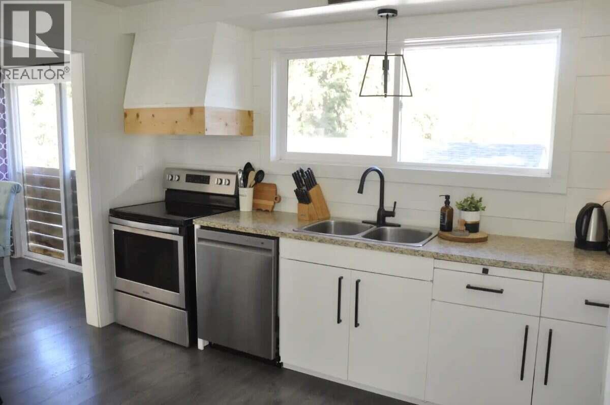 107 Prince Avenue - 5