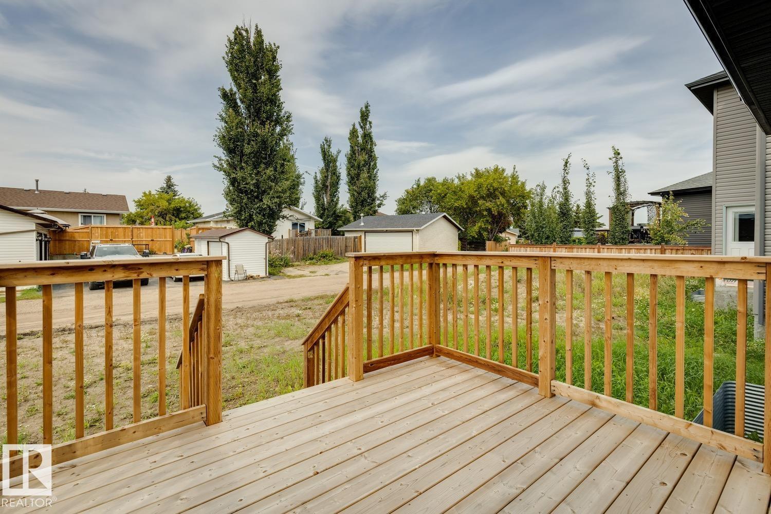 72 MAPLE CR - Image 41