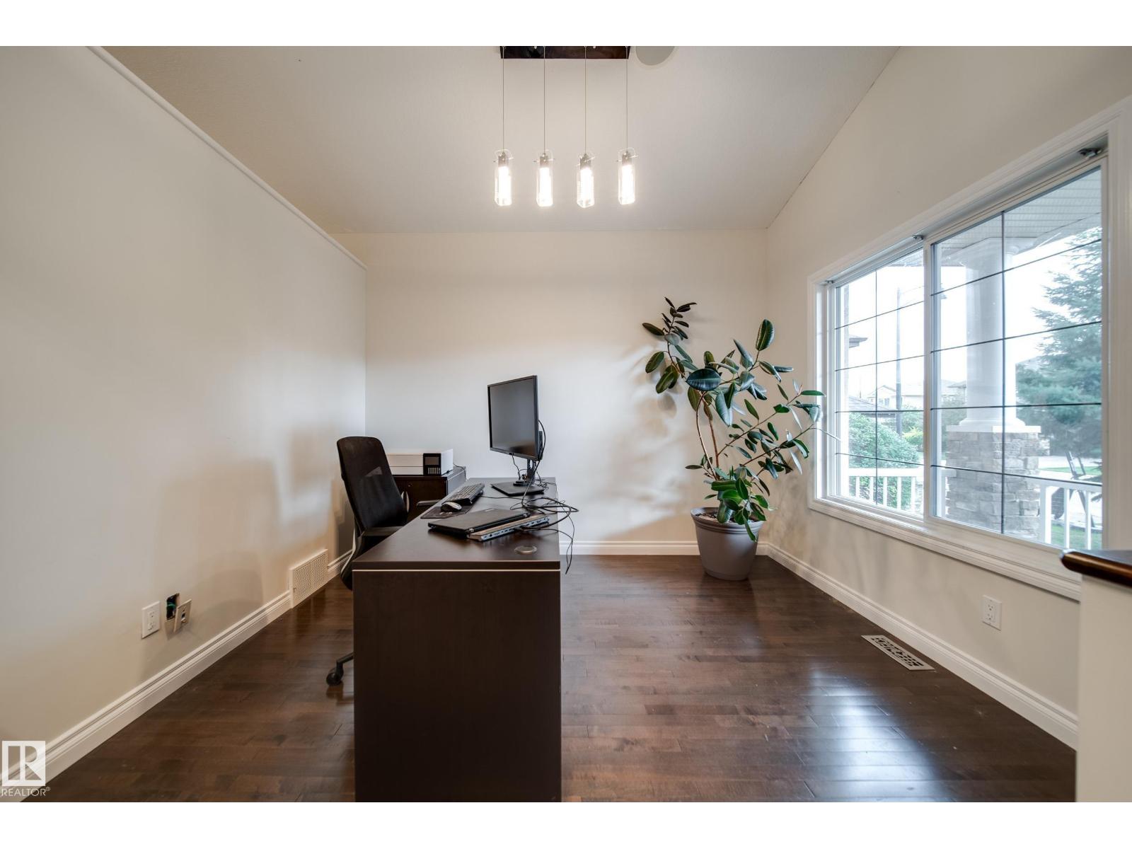 2410 WARRY PL SW - 13