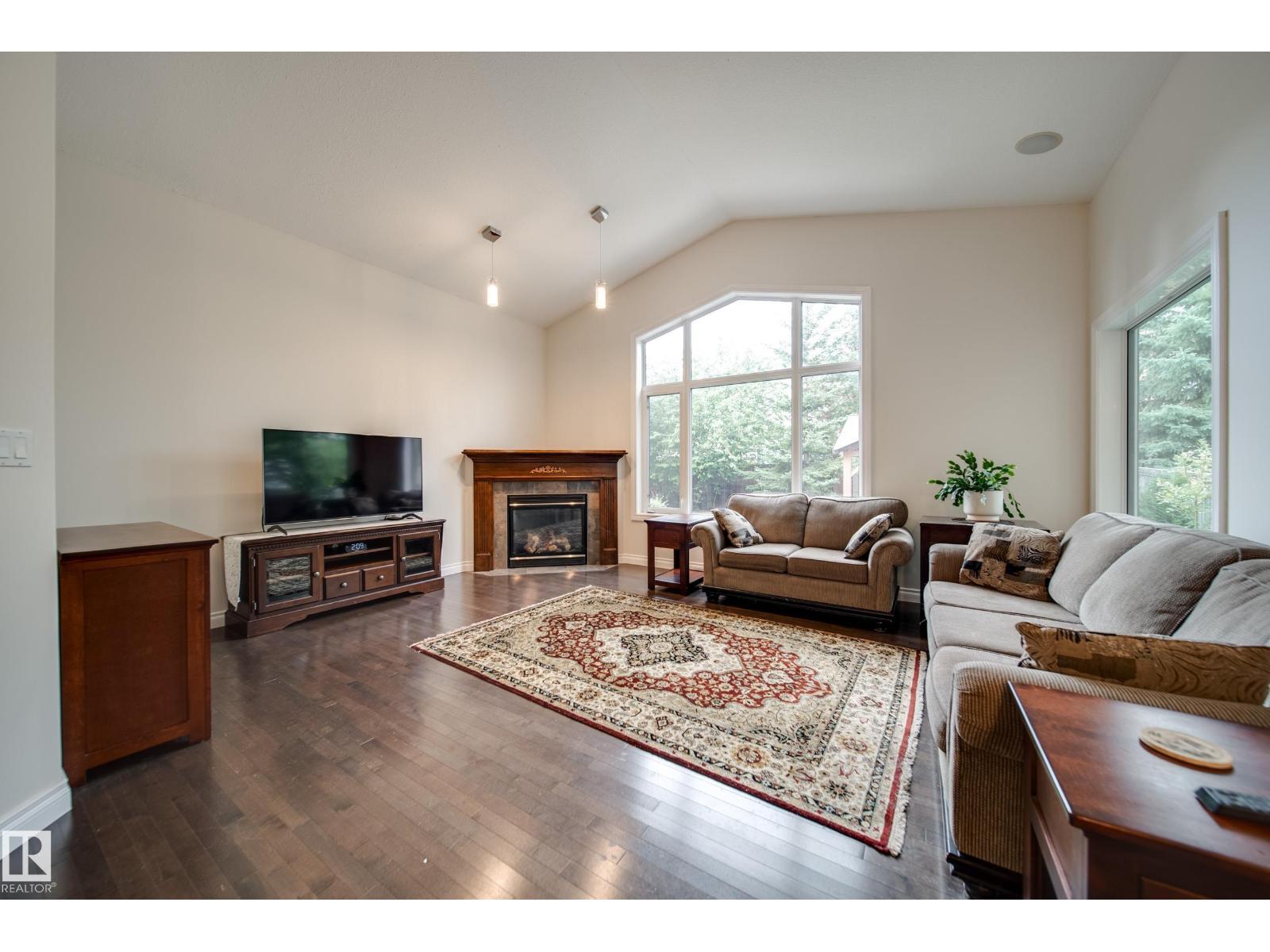 2410 WARRY PL SW - 2
