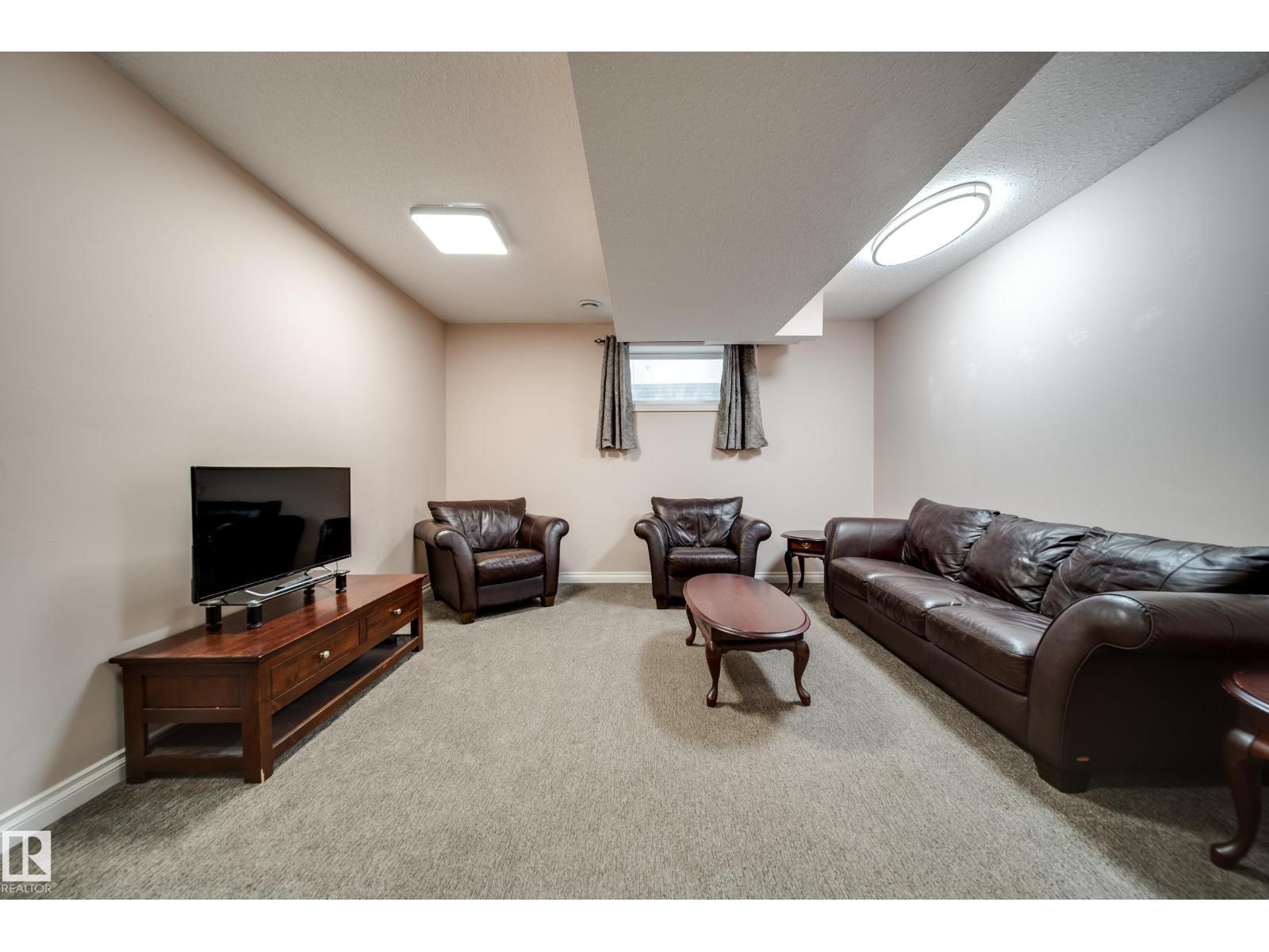 2410 WARRY PL SW - 29