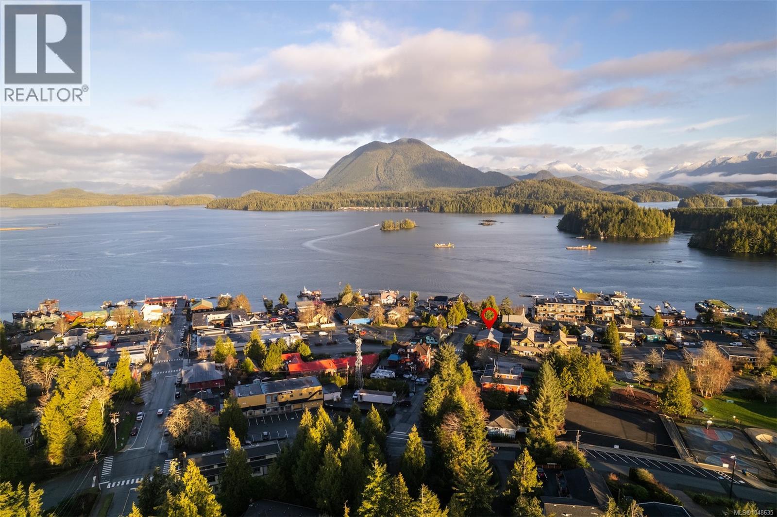 350 Campbell St, Tofino