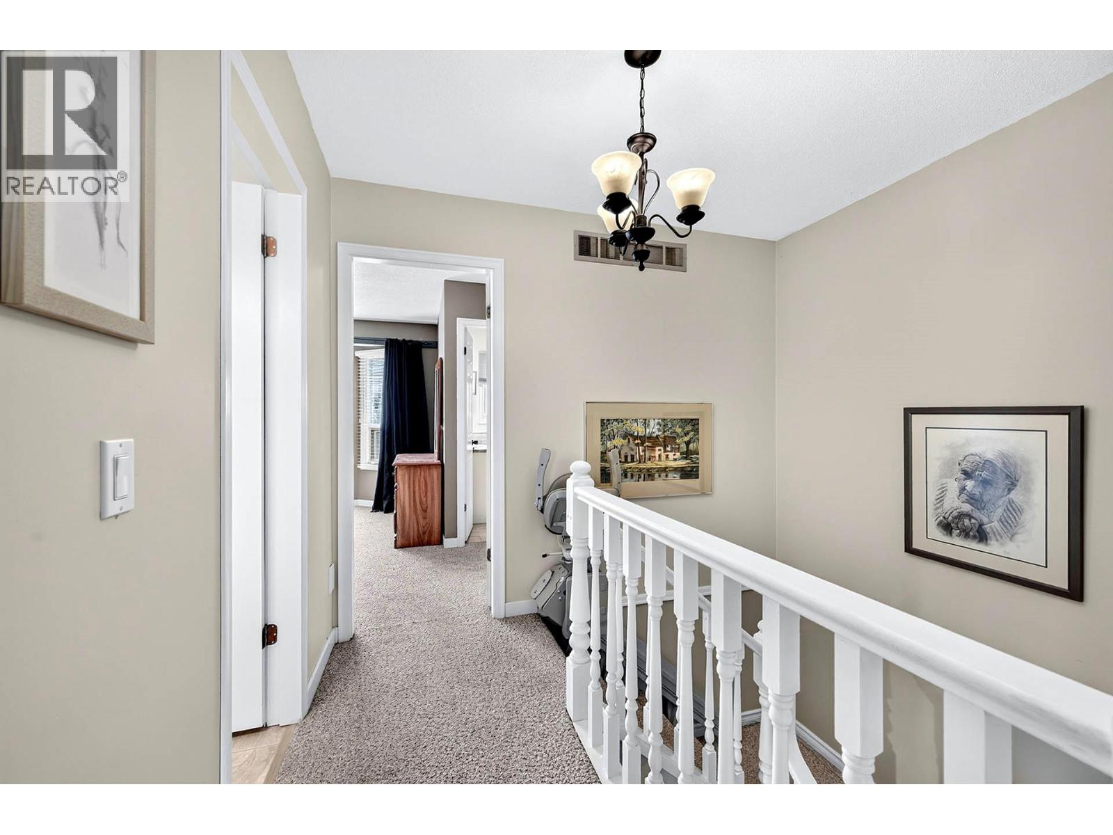 #8 1770 Glenwood Drive - 21