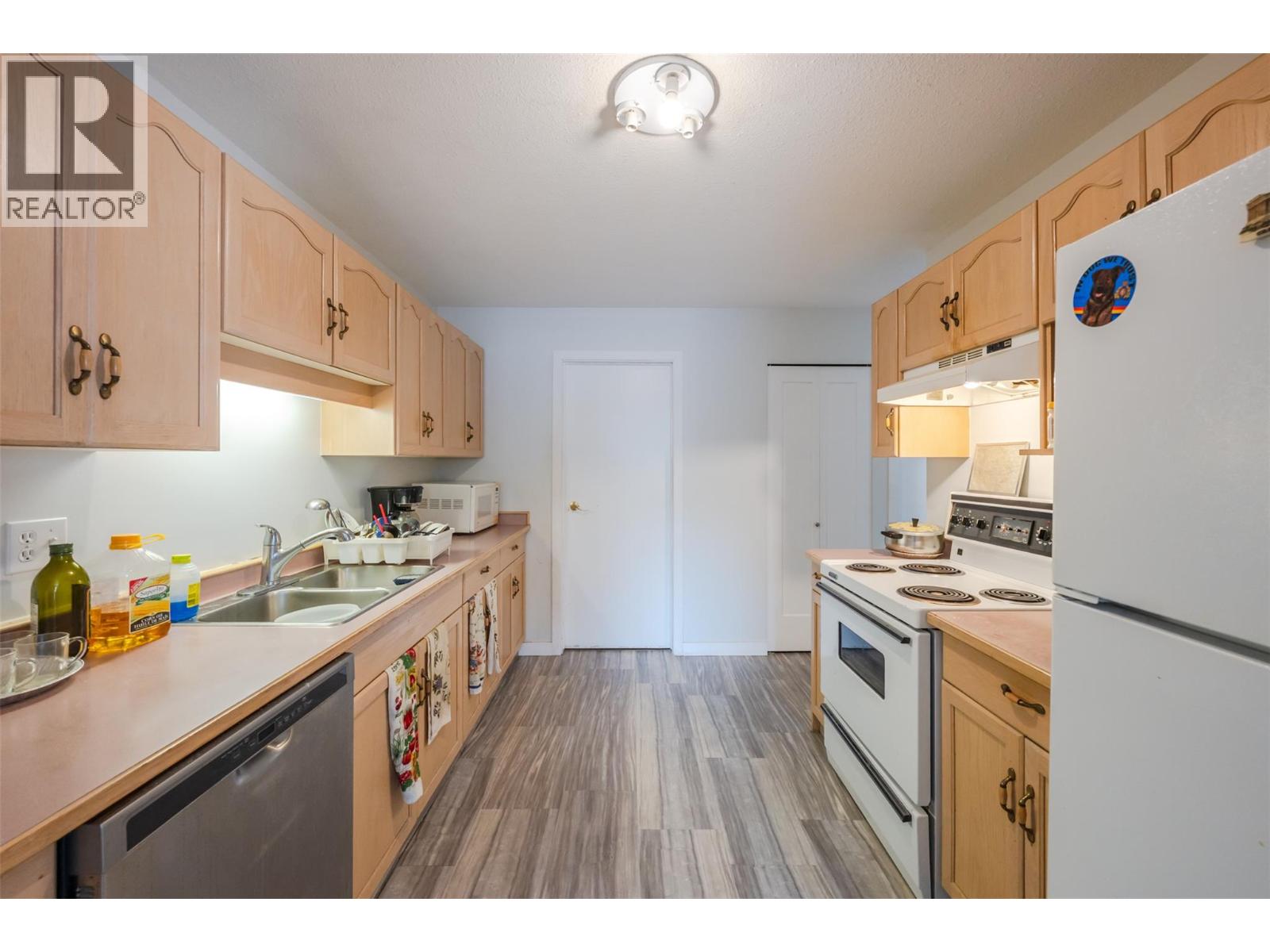 #103 872 Fairview Road - 11