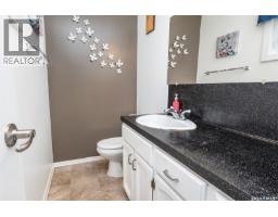 301 9th Street E, Wynyard, SK S0A4T0 Photo 23