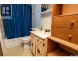 301 9th Street E, Wynyard, SK S0A4T0 Photo 36