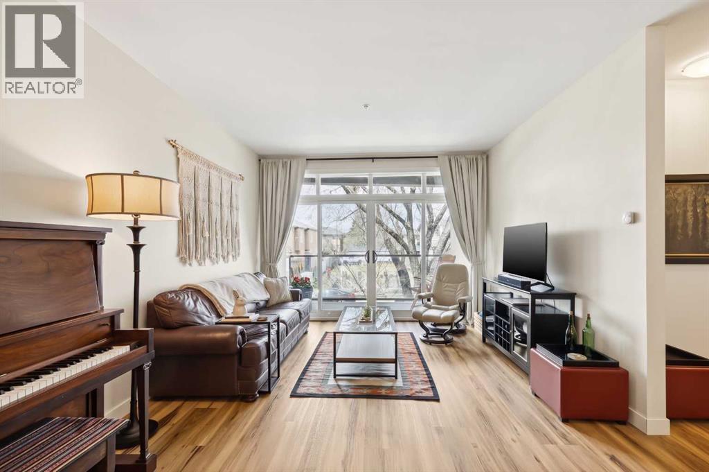 #204 540 34 Street NW - 12