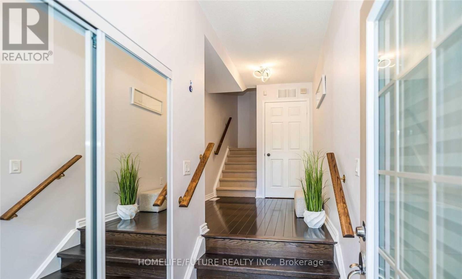 21 LINNELL STREET, Ajax (Central East) — photo 3