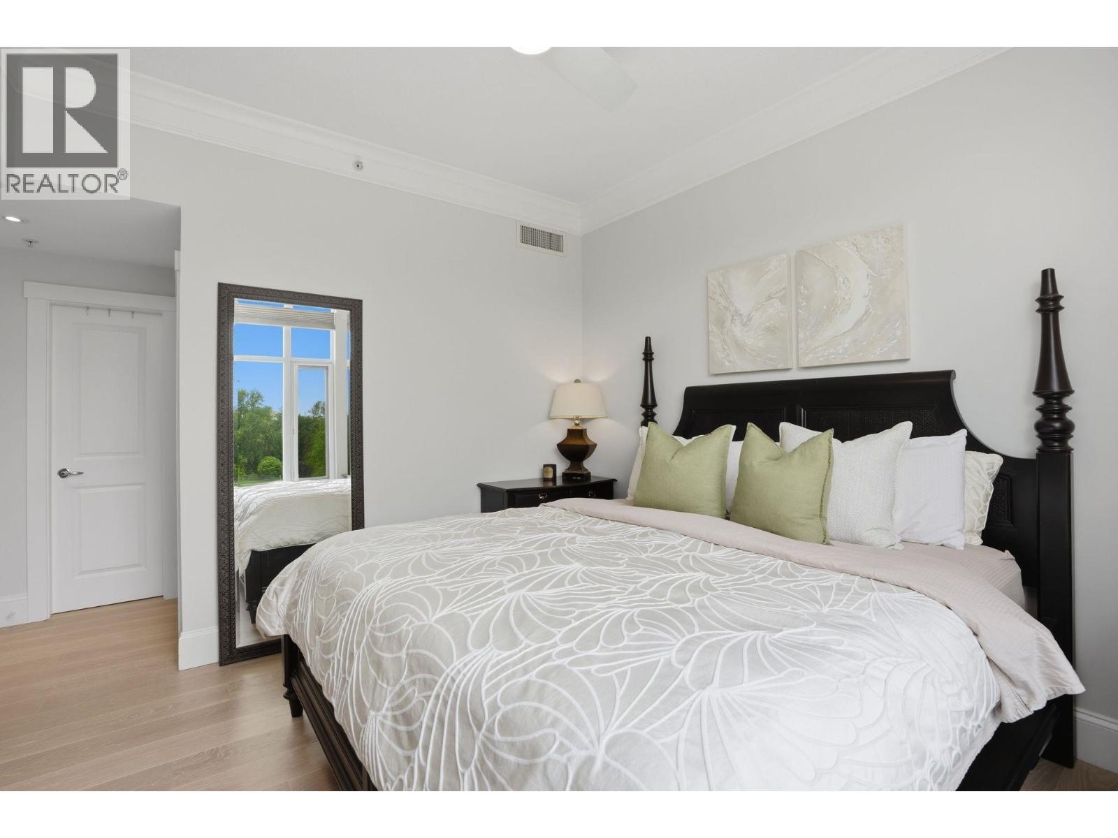 PH711 4759 VALLEY DRIVE, Vancouver