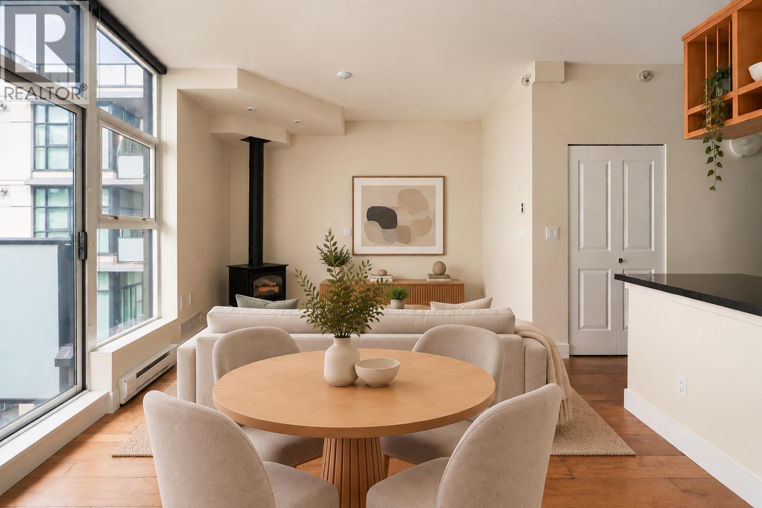 322 8988 HUDSON STREET, Vancouver