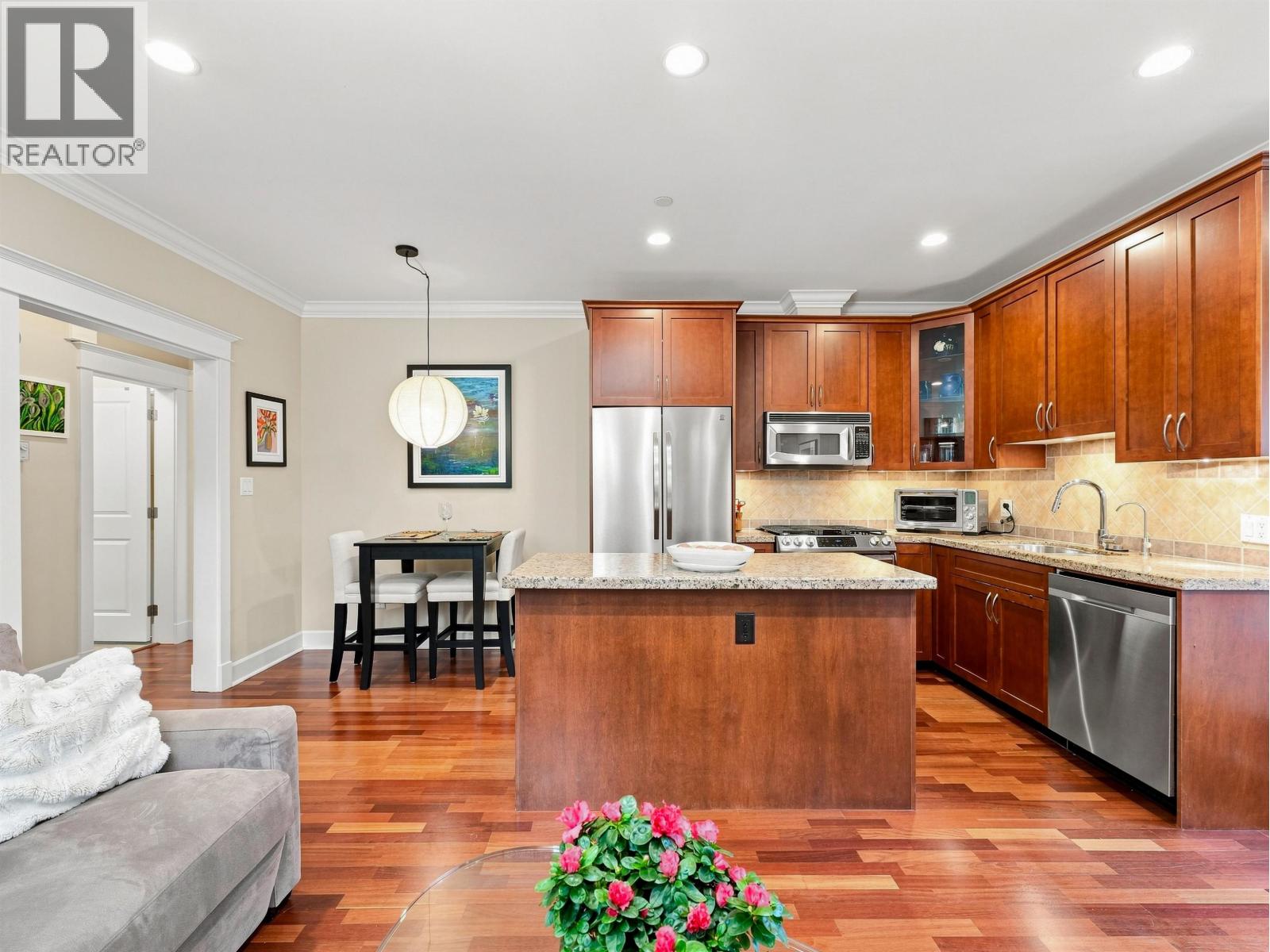 2425 LARCH STREET, Vancouver