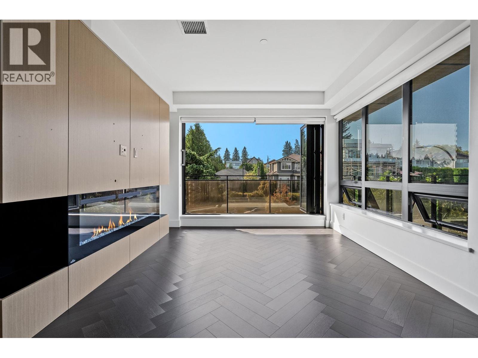 303 633 W KING EDWARD AVENUE, Vancouver