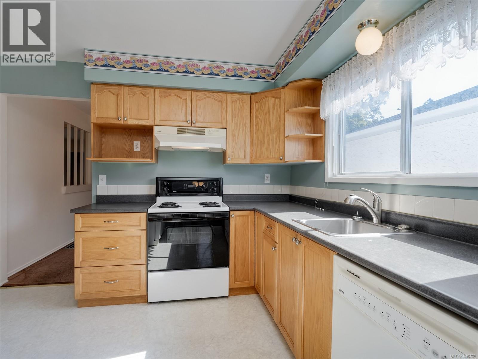 3116 Yew St - 7