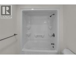 240 Ironwood Trail, Chatham, ON N7M0V6 Photo 24