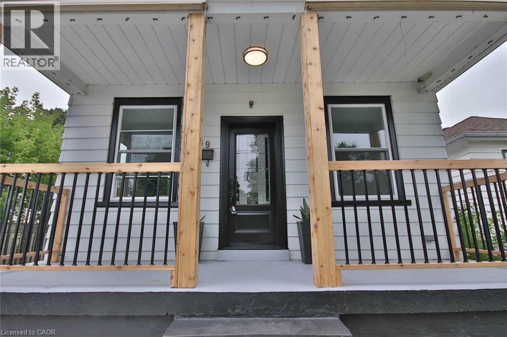 Photo of 549 WATERLOO Street