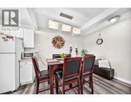 4pc Bathroom - 33, 175 Manora Place, Calgary, AB T2A4P6 Photo 9
