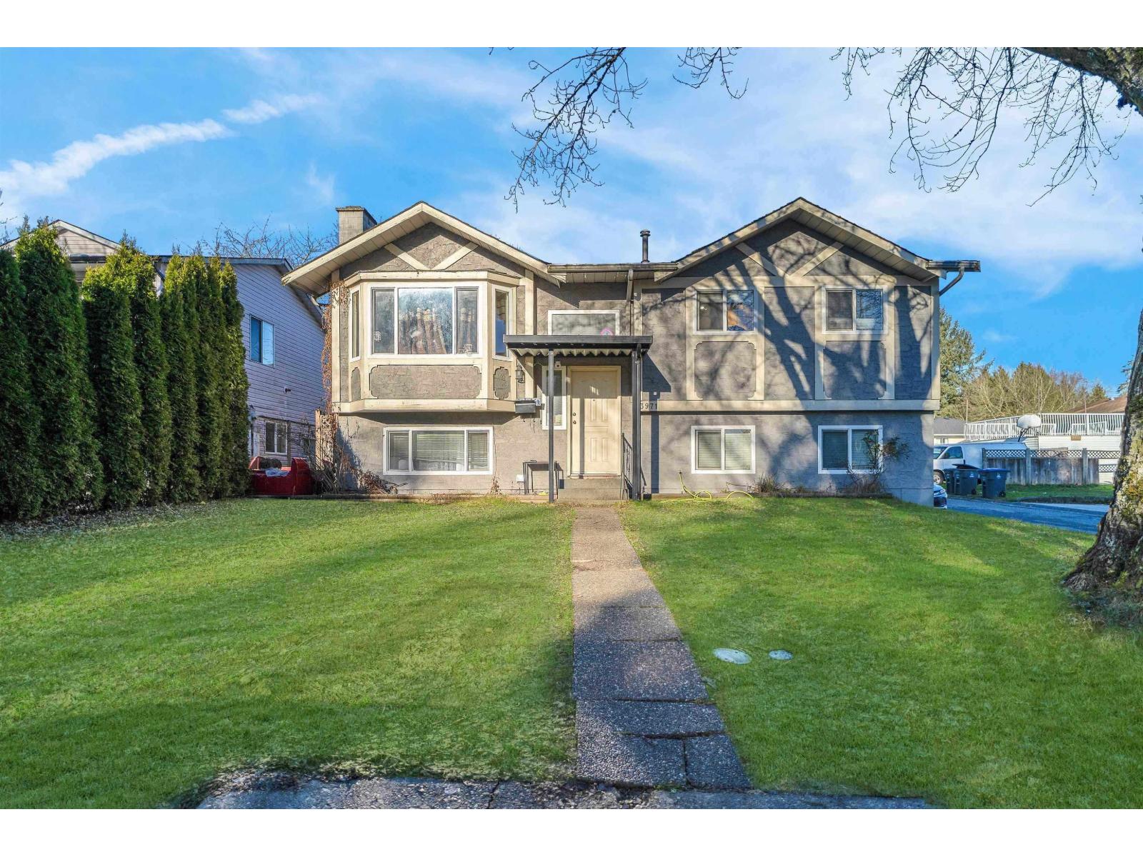 Property for sale at 13971 89 AVENUE