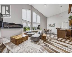 4pc Bathroom - 8 Lake Road, Puslinch, ON N3C2V4 Photo 6