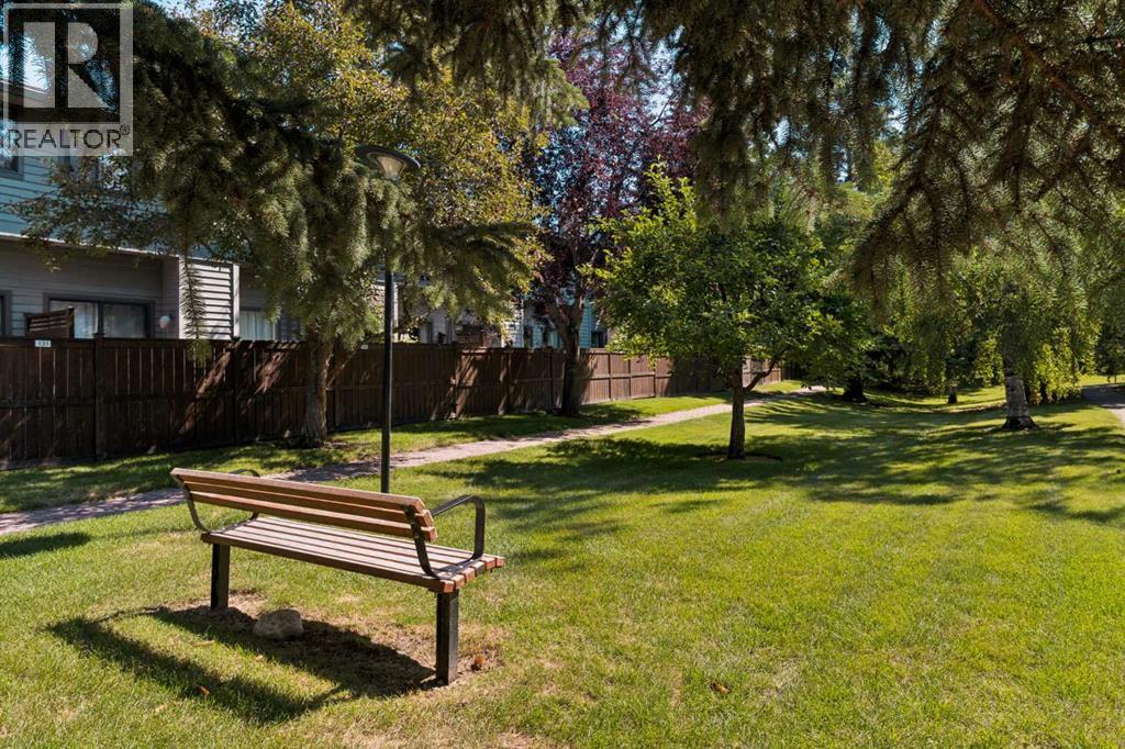 565 Point Mckay Grove NW - photo 31