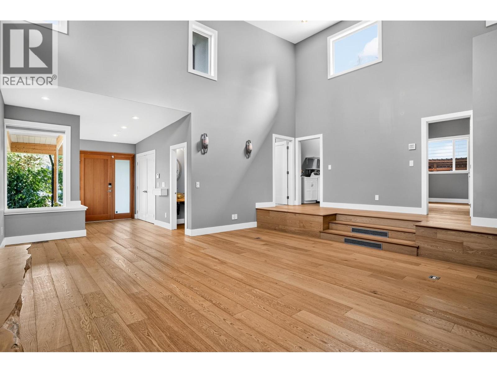 2388 PATRICIA AVENUE, Port Coquitlam