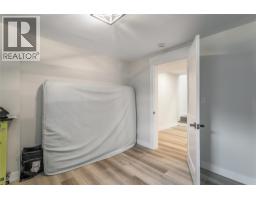 1559 Duncan Court, Kelowna, BC V1P1L2 Photo 35