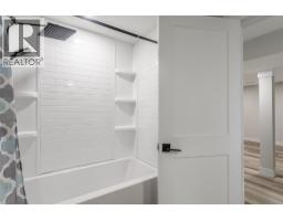 1559 Duncan Court, Kelowna, BC V1P1L2 Photo 33