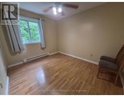 302 - 220 Kenyon Street W, North Glengarry, ON K0C1A0 Photo 18