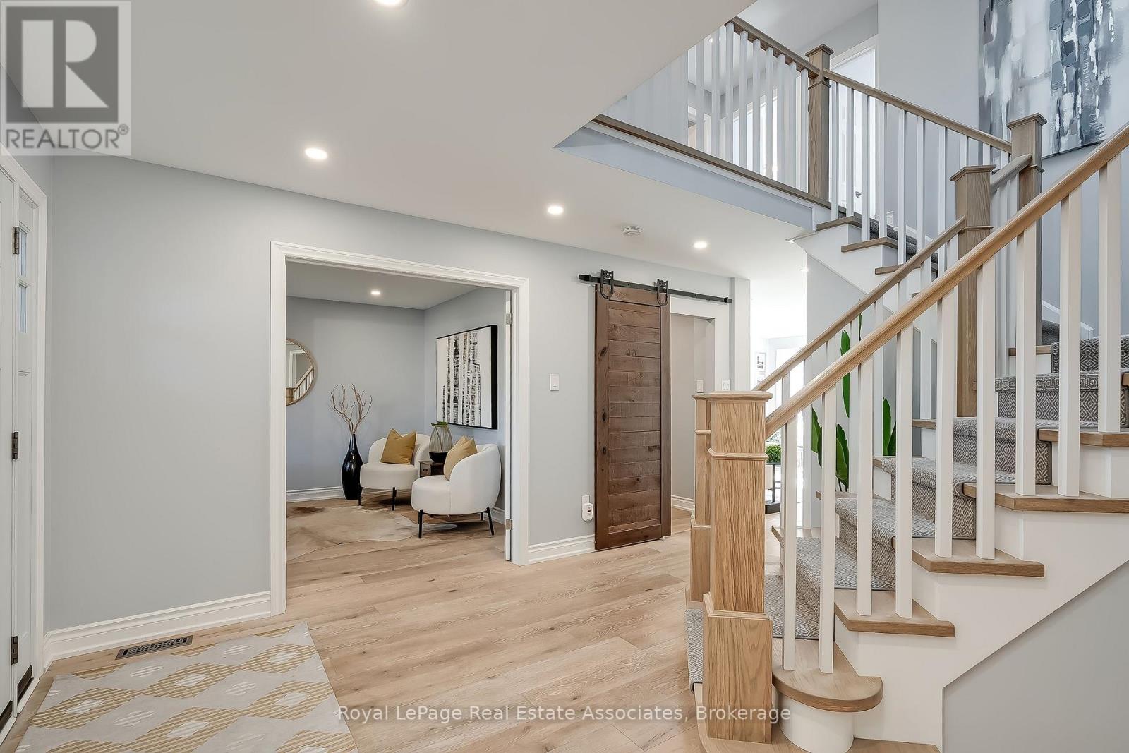 1542 HOLLYWELL AVENUE - 4