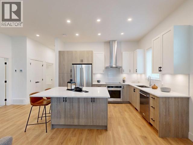 4078 SATURNA AVE, Powell River — photo 4