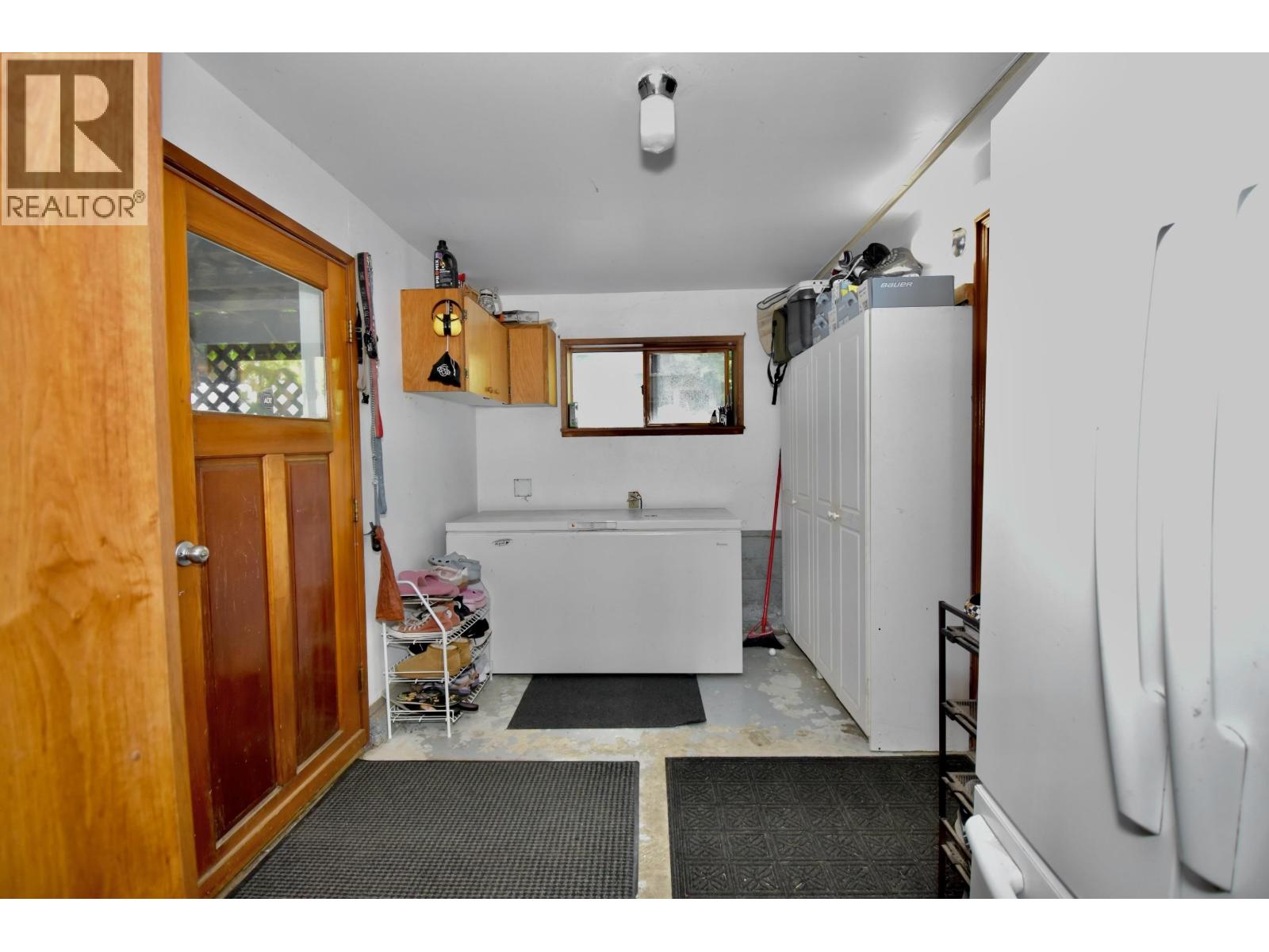 2703 ROBINSON ROAD, Roberts Creek