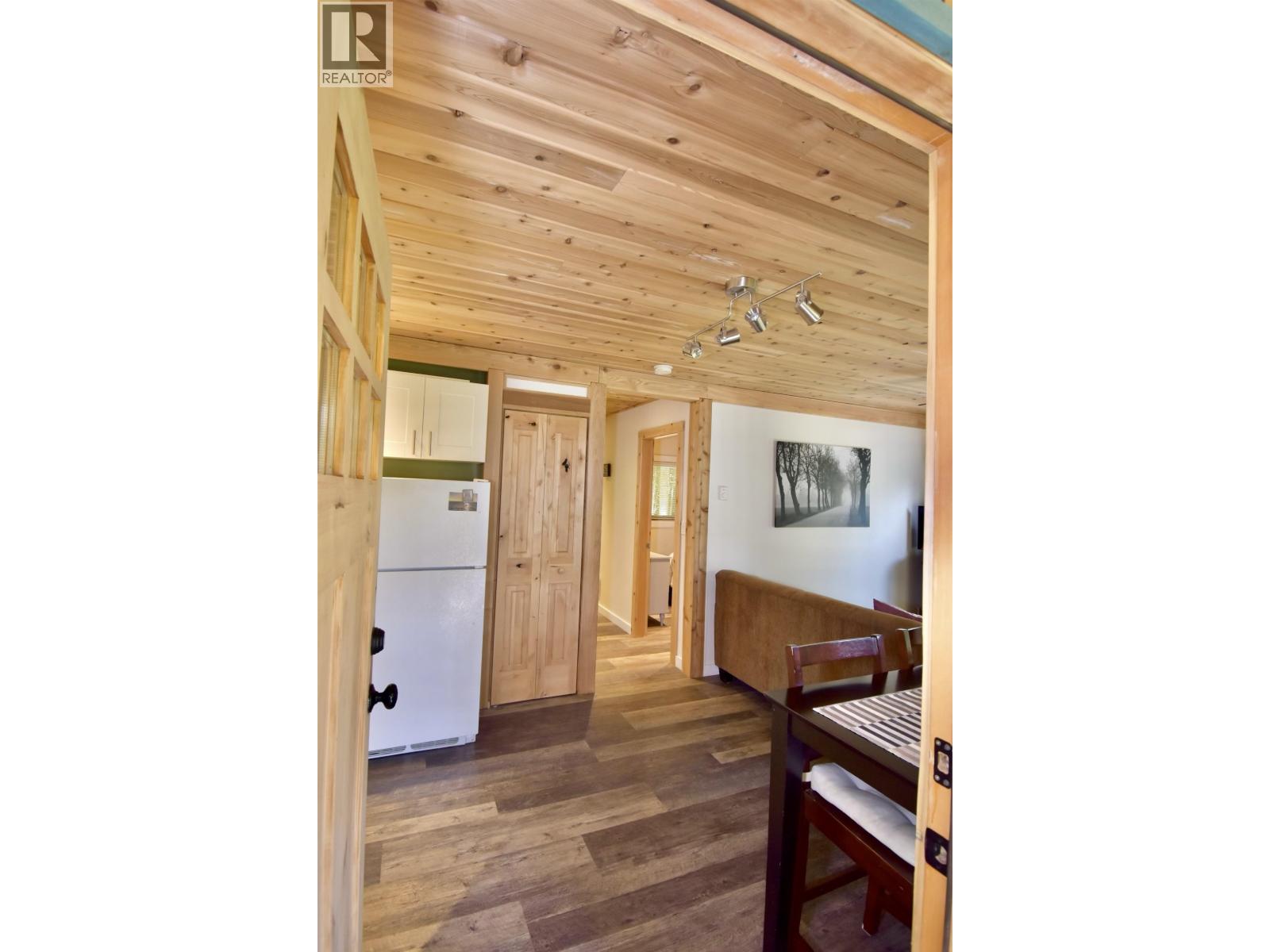 2703 ROBINSON ROAD, Roberts Creek