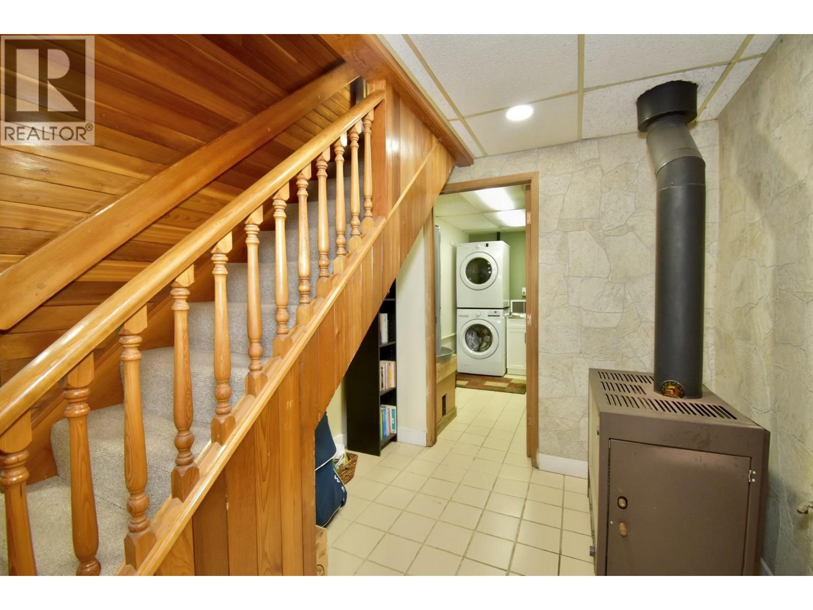 2703 ROBINSON ROAD, Roberts Creek