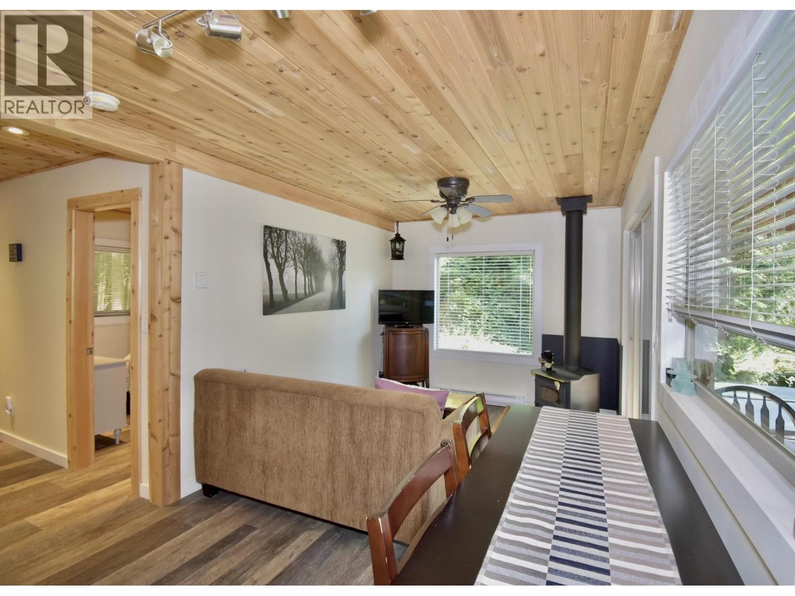 2703 ROBINSON ROAD, Roberts Creek