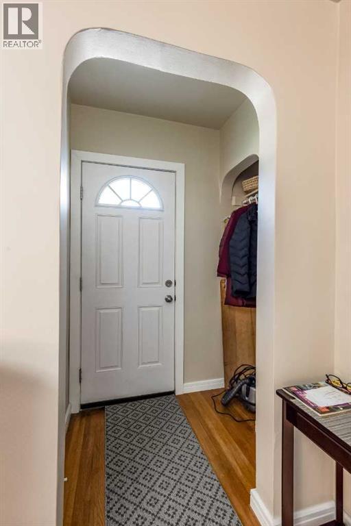 13 5 Street SW - 8