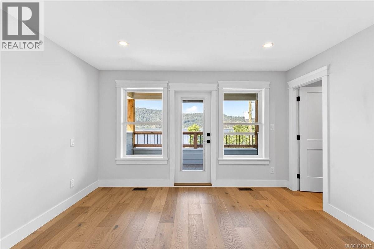 2978 Kingsway Ave - 34