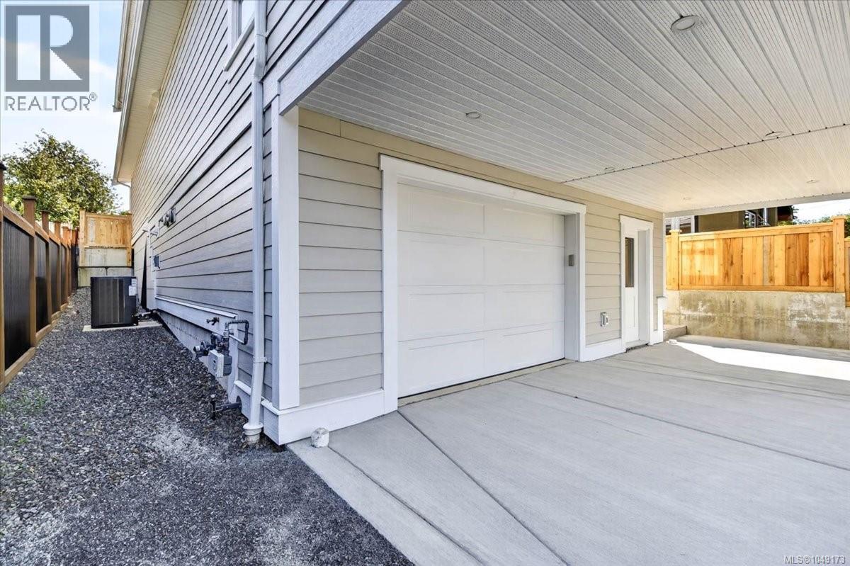 2978 Kingsway Ave - 79