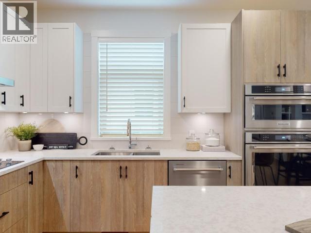 4066 SATURNA AVE, Powell River — photo 4
