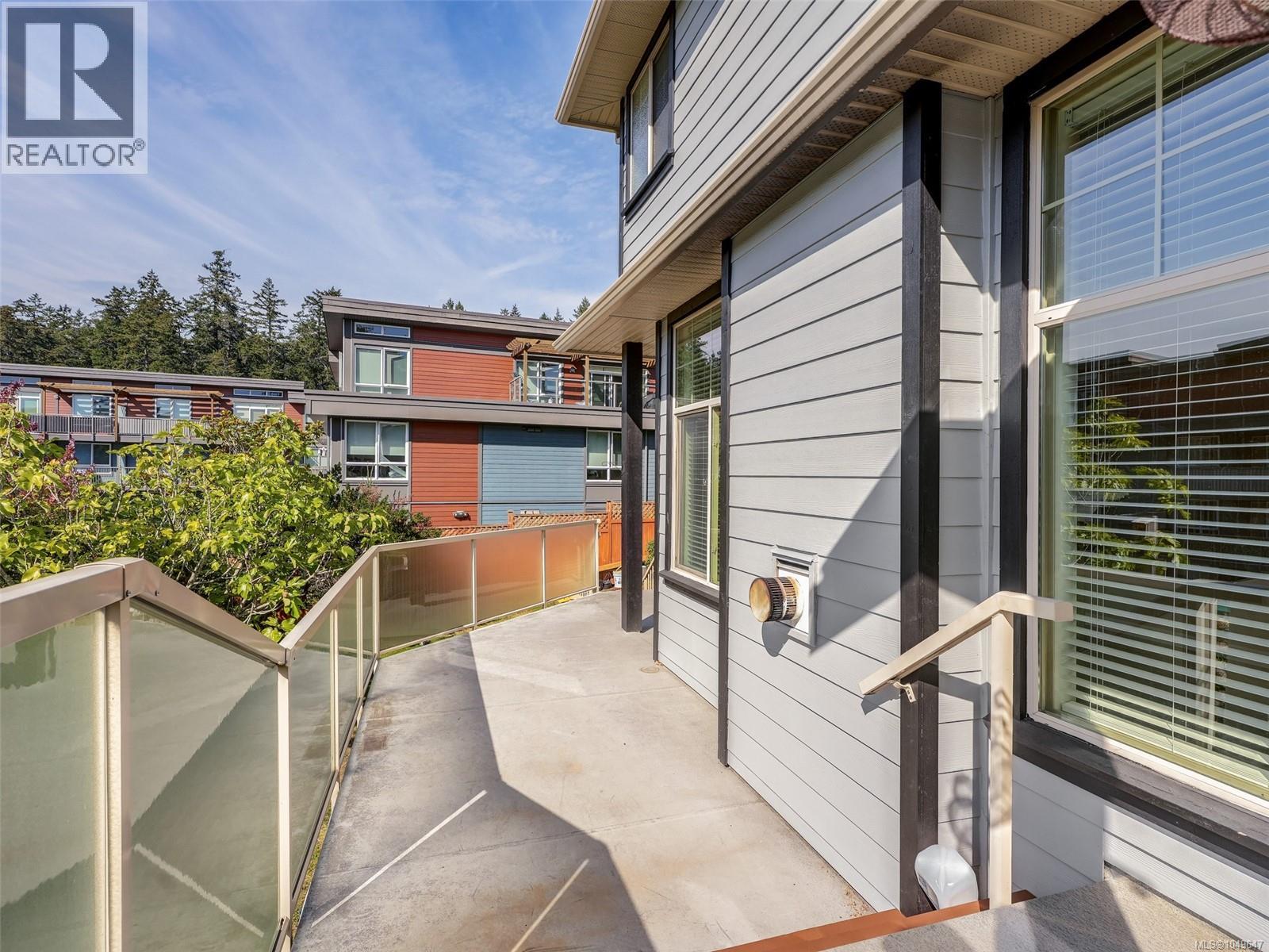 424 Nursery Hill Dr - 23