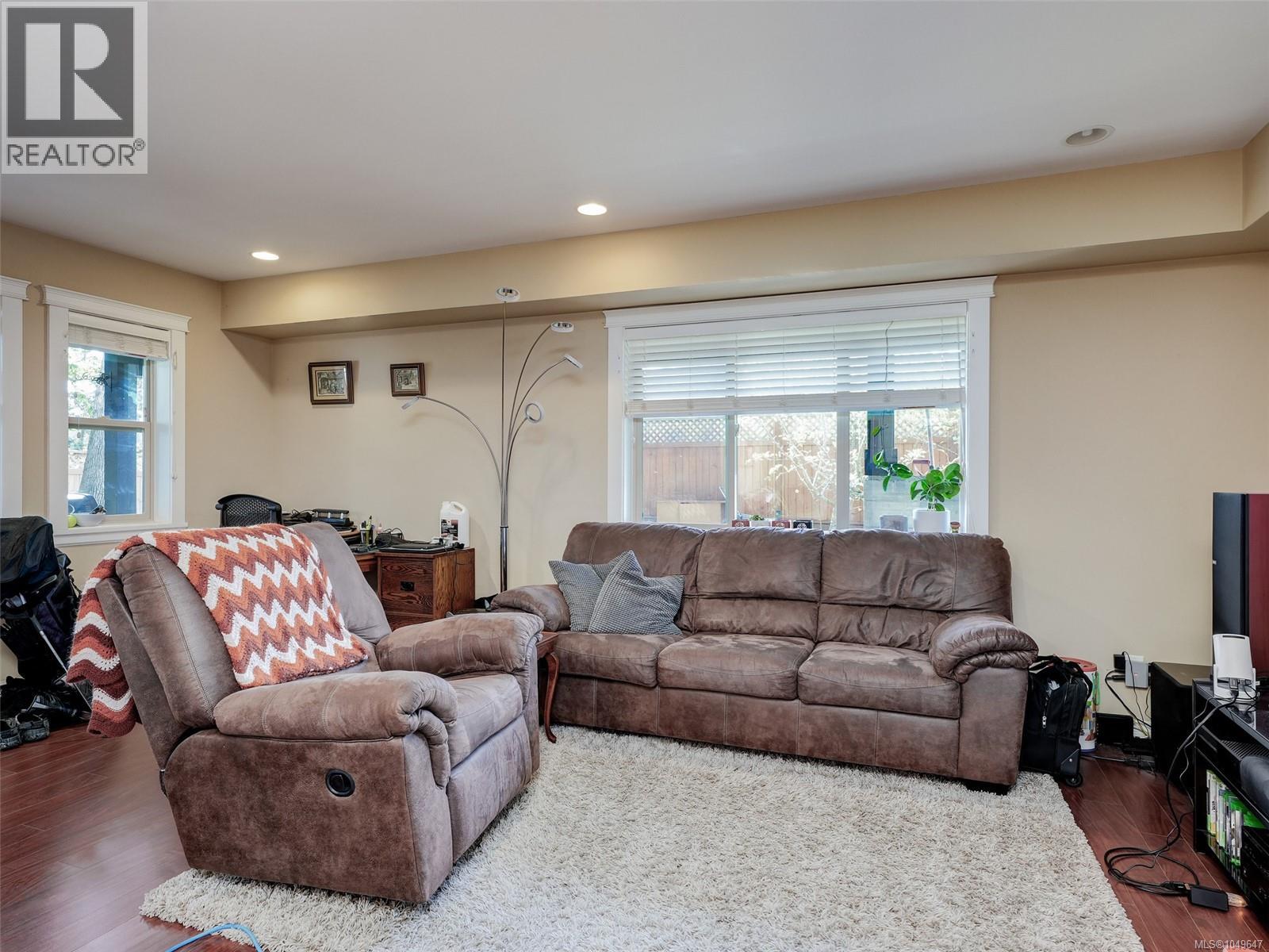 424 Nursery Hill Dr - 28