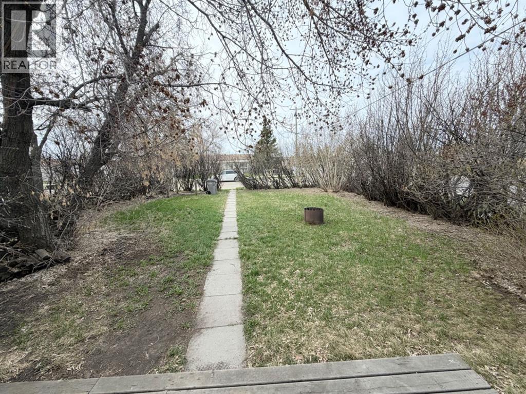 9516 102 Avenue - 16
