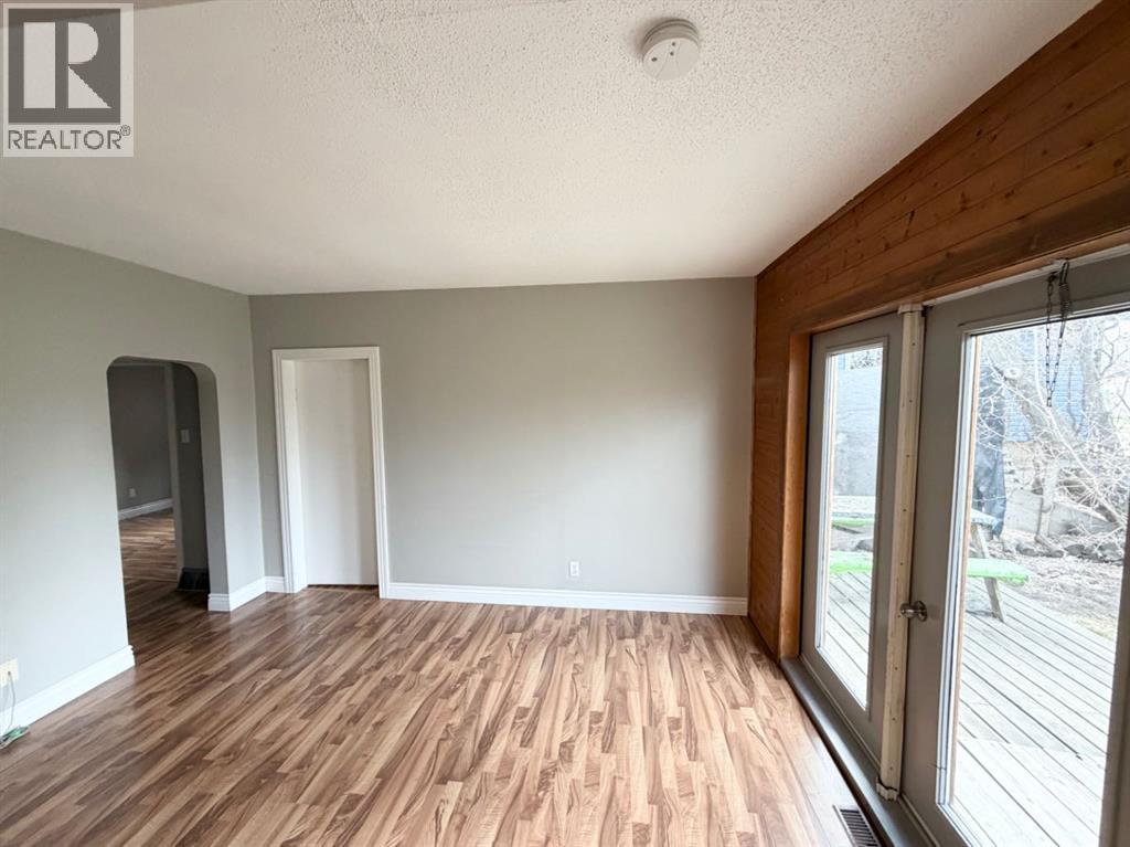 9516 102 Avenue, Grande Prairie — photo 5